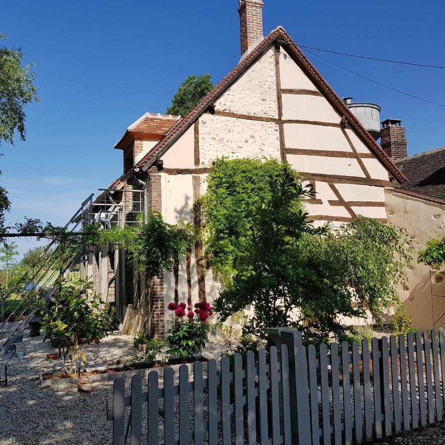 Bed and Breakfast Magnolia54 Louesme Экстерьер фото